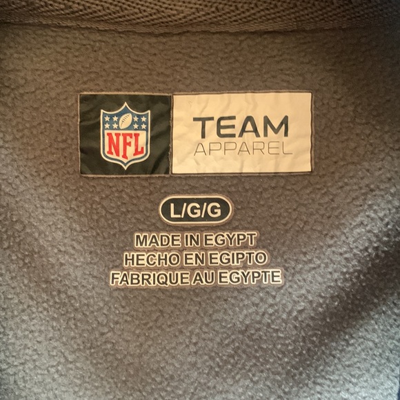 Grey Chicago bears hoodie with navy blue jersey material on sizes - Picture 3 of 3